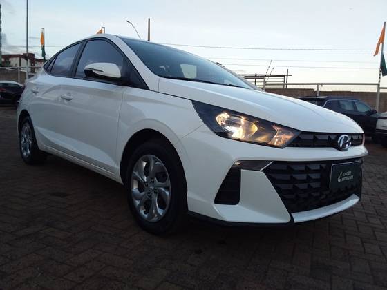 HYUNDAI HB20S 1.0 12V FLEX COMFORT PLUS MANUAL HYUNDAI HB20S 1.0 12V FLEX COMFORT PLUS MANUAL